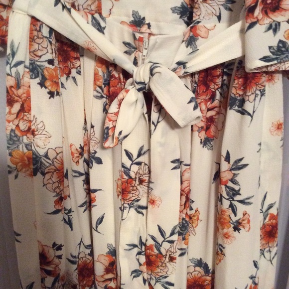 Rue 21 romper - Picture 5 of 6